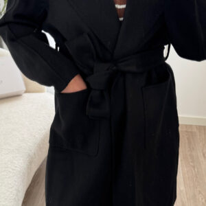 Manteau Noir Avec Capuche