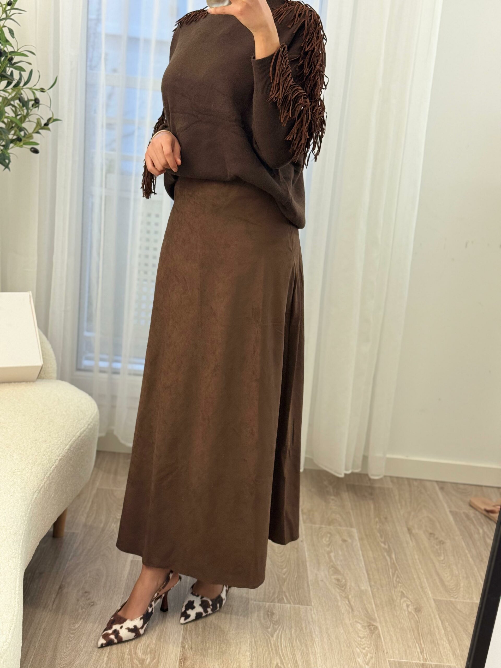Jupe Élégance en Daim – Image 4
