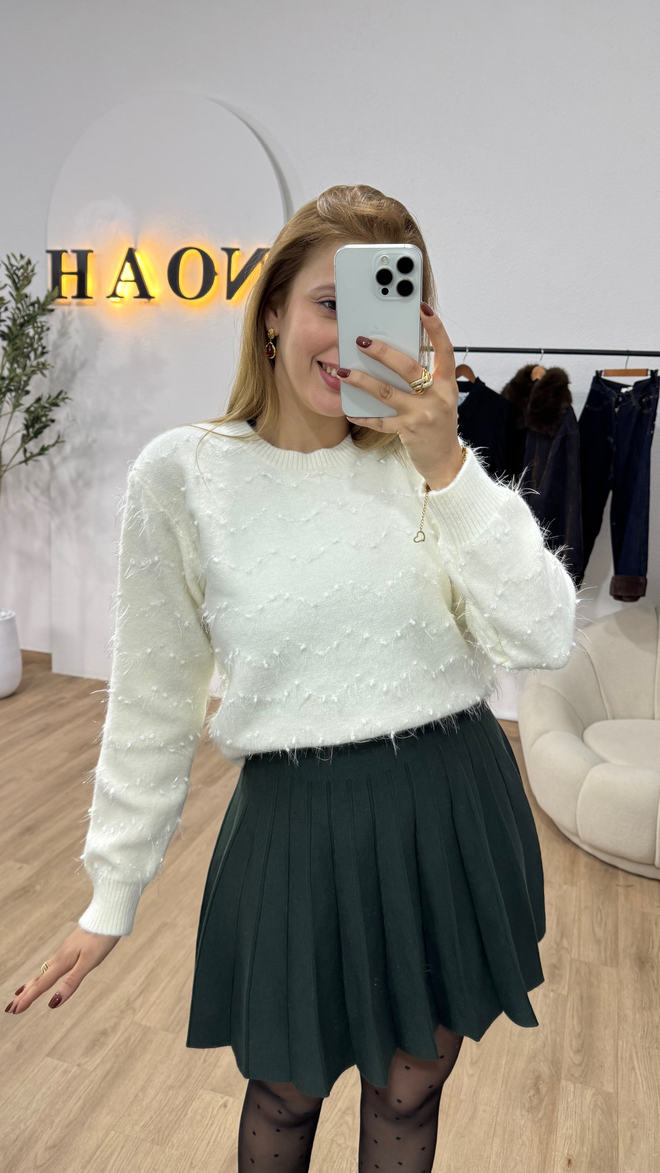Pull Blanc Neige – Image 8