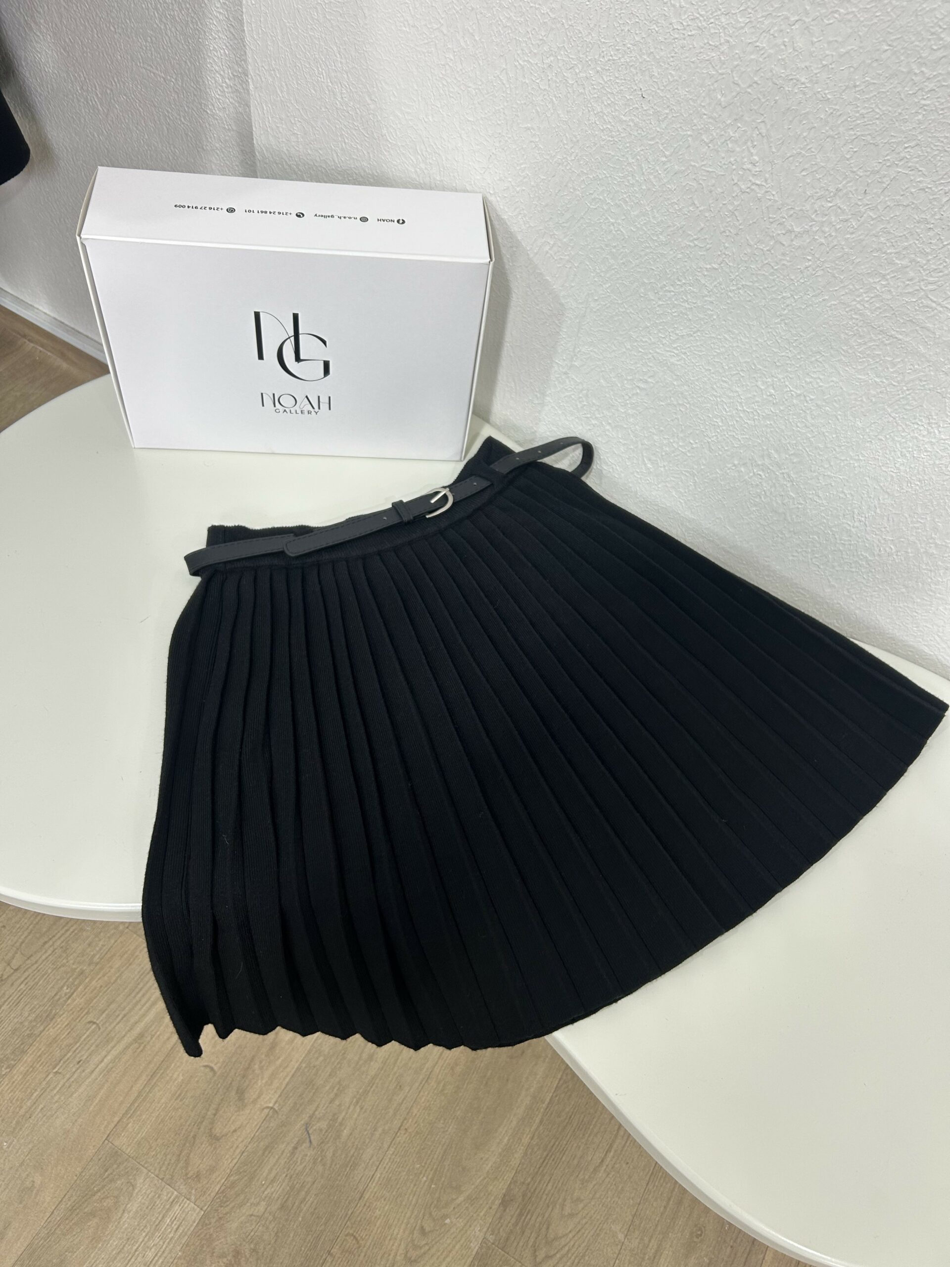 Jupe Noir Plissé Chic – Image 7