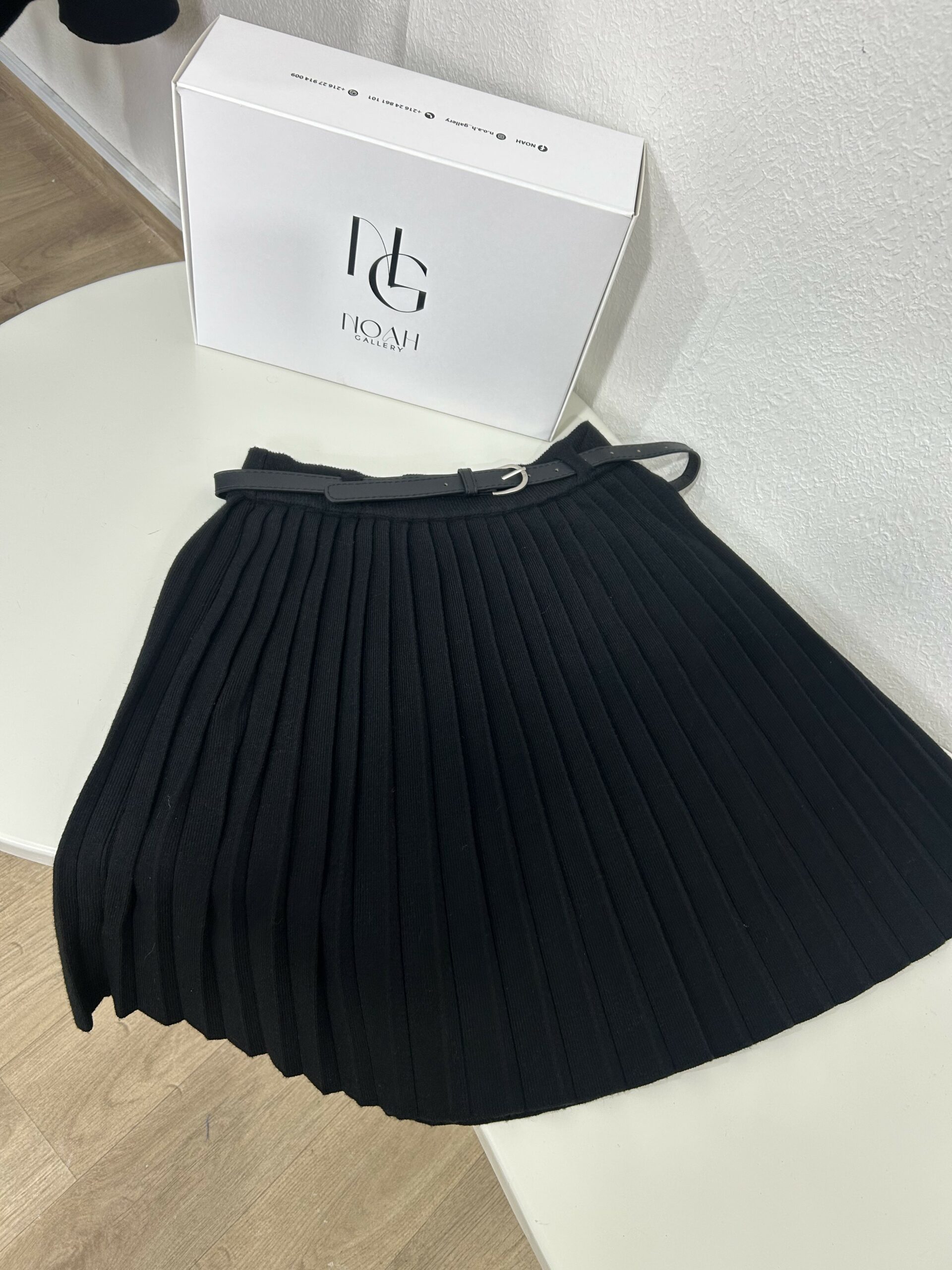 Jupe Noir Plissé Chic