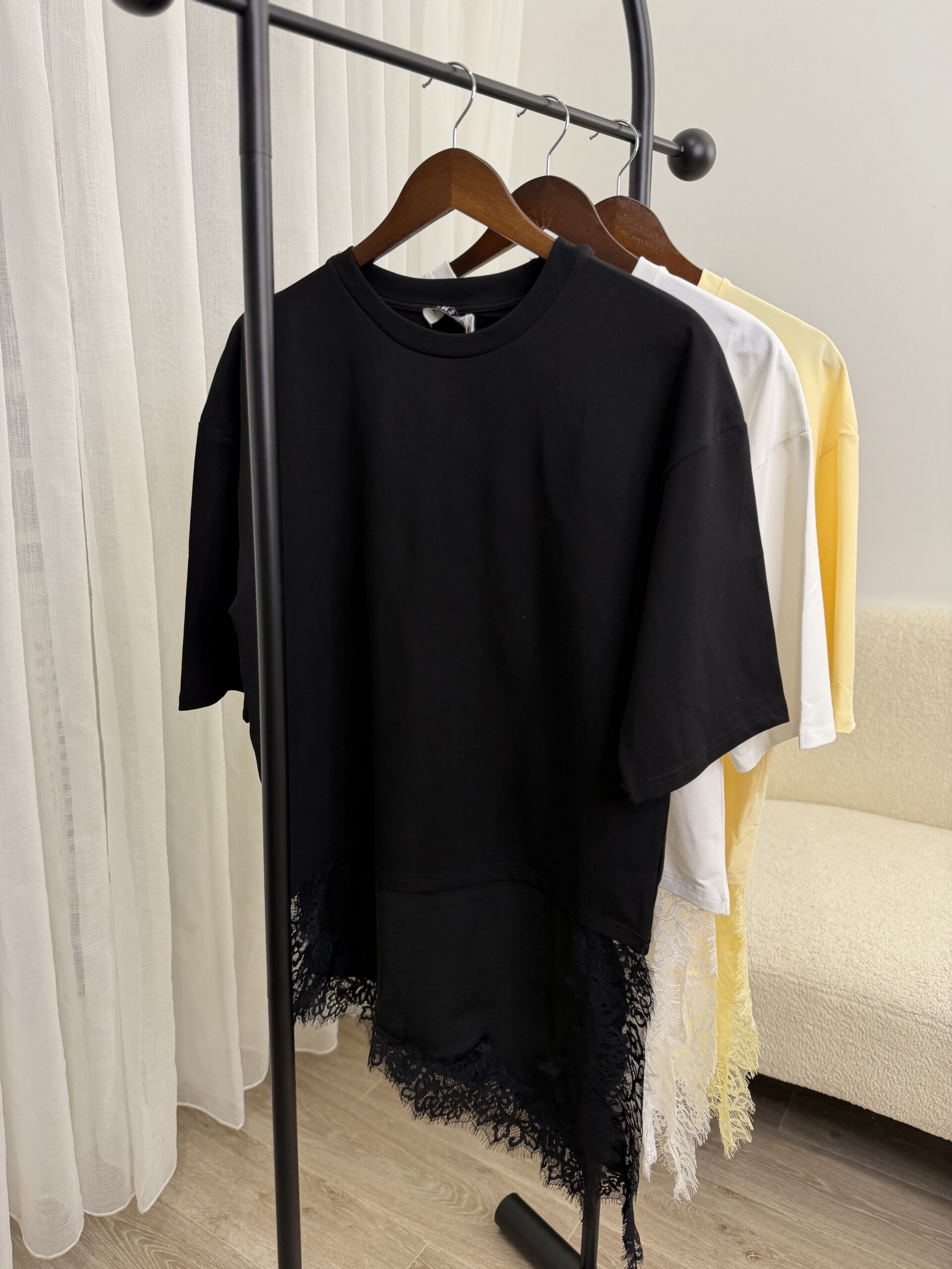 Pull t-shirt dentelle – Image 4