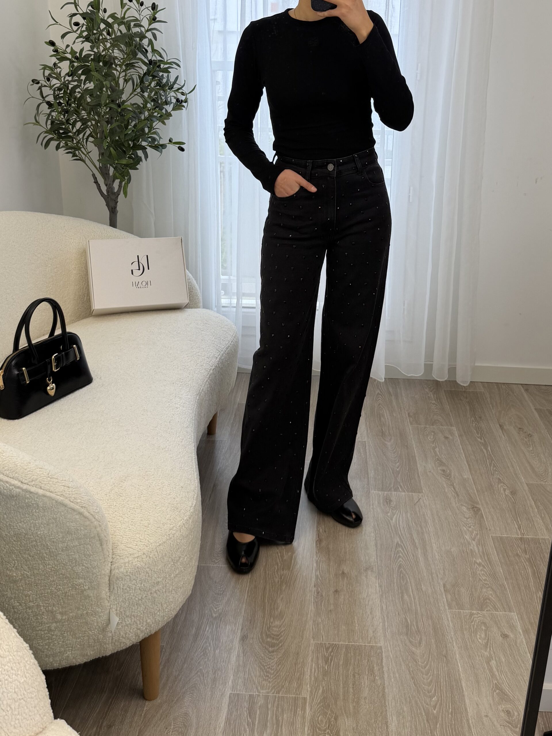 Jean Black Crystal – Image 13