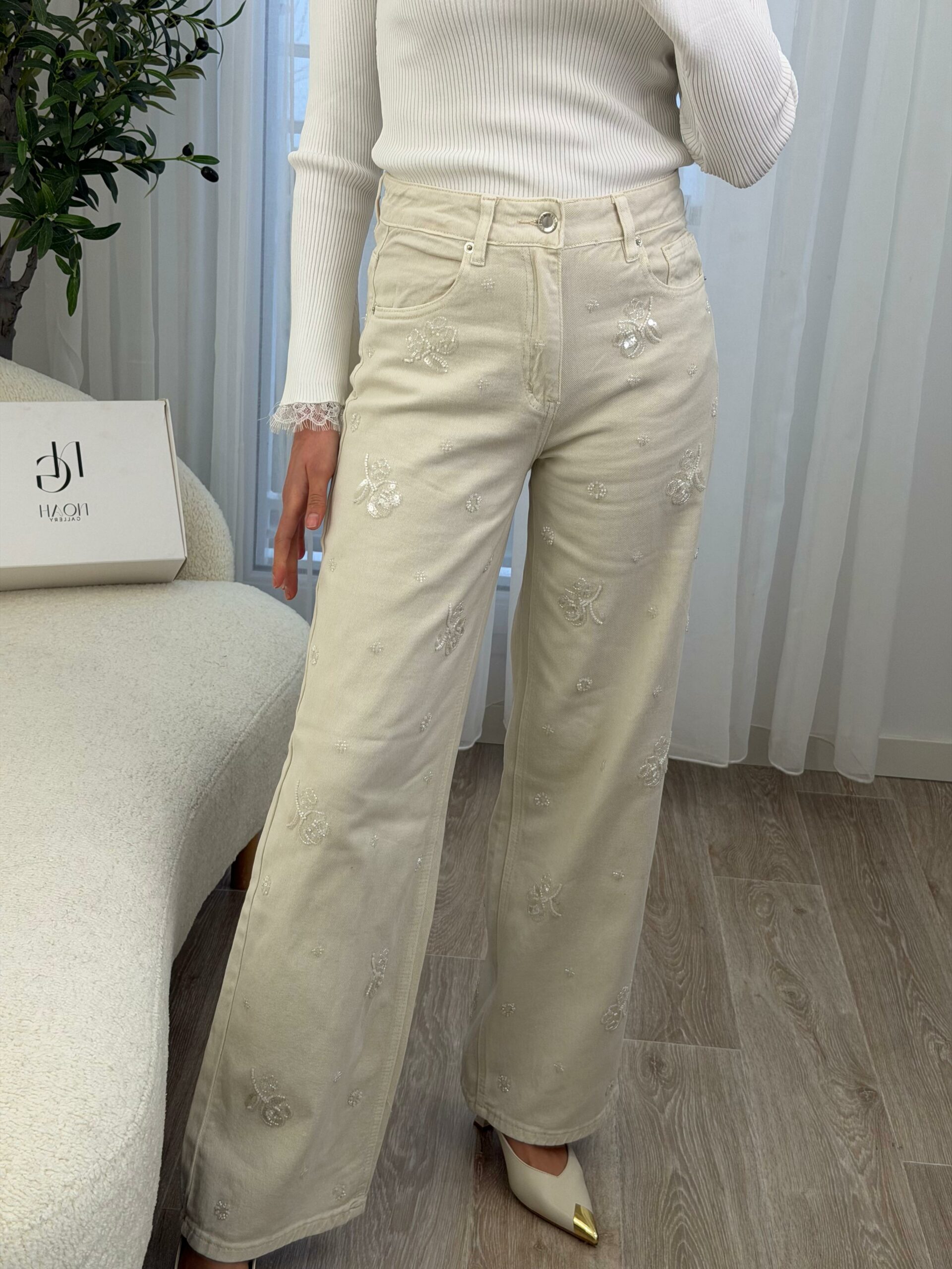 Pantalon Élégance Brodé – Image 10