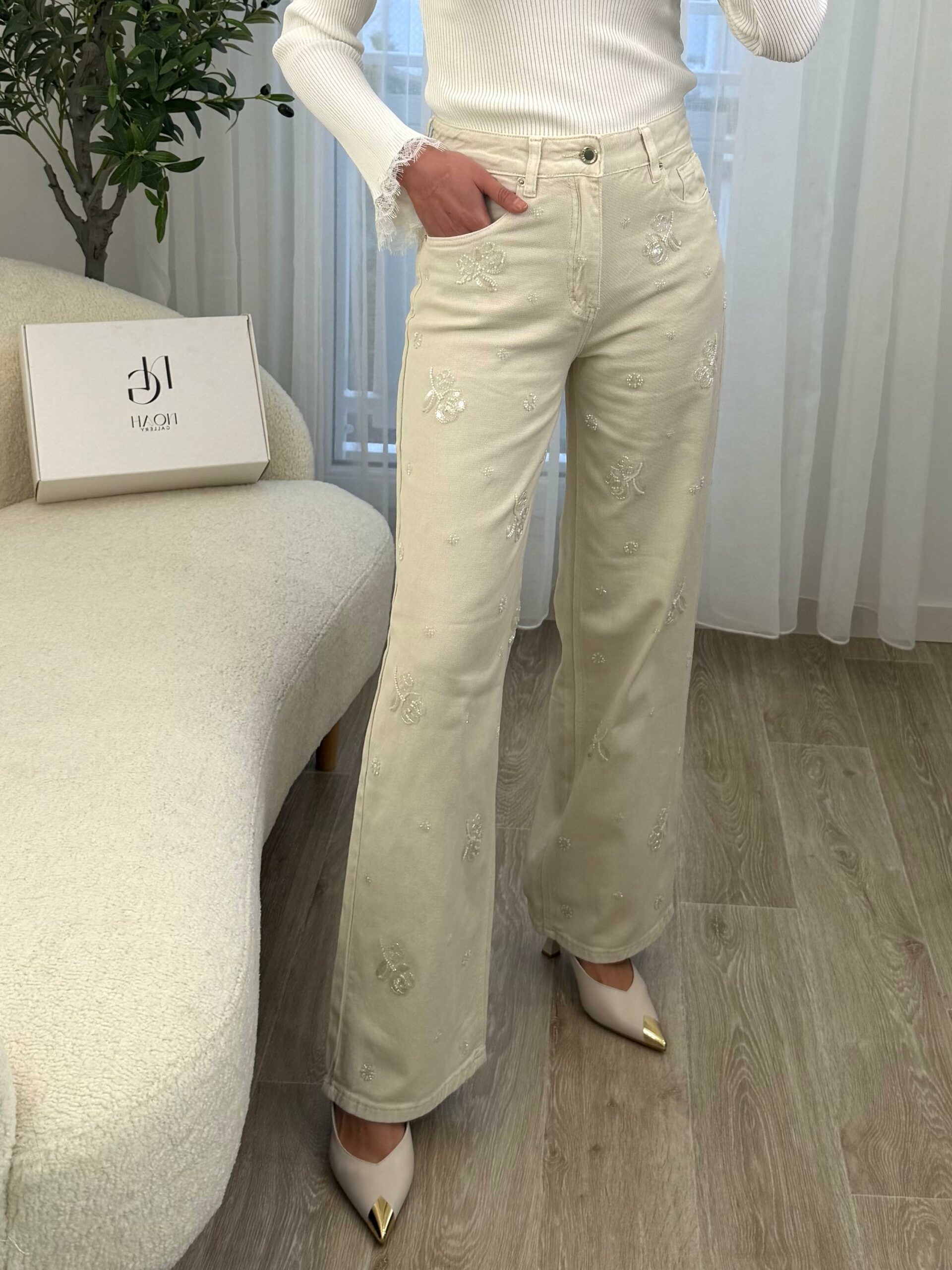 Pantalon Élégance Brodé – Image 9