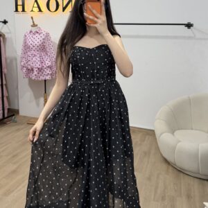 Robe Noire à Pois
