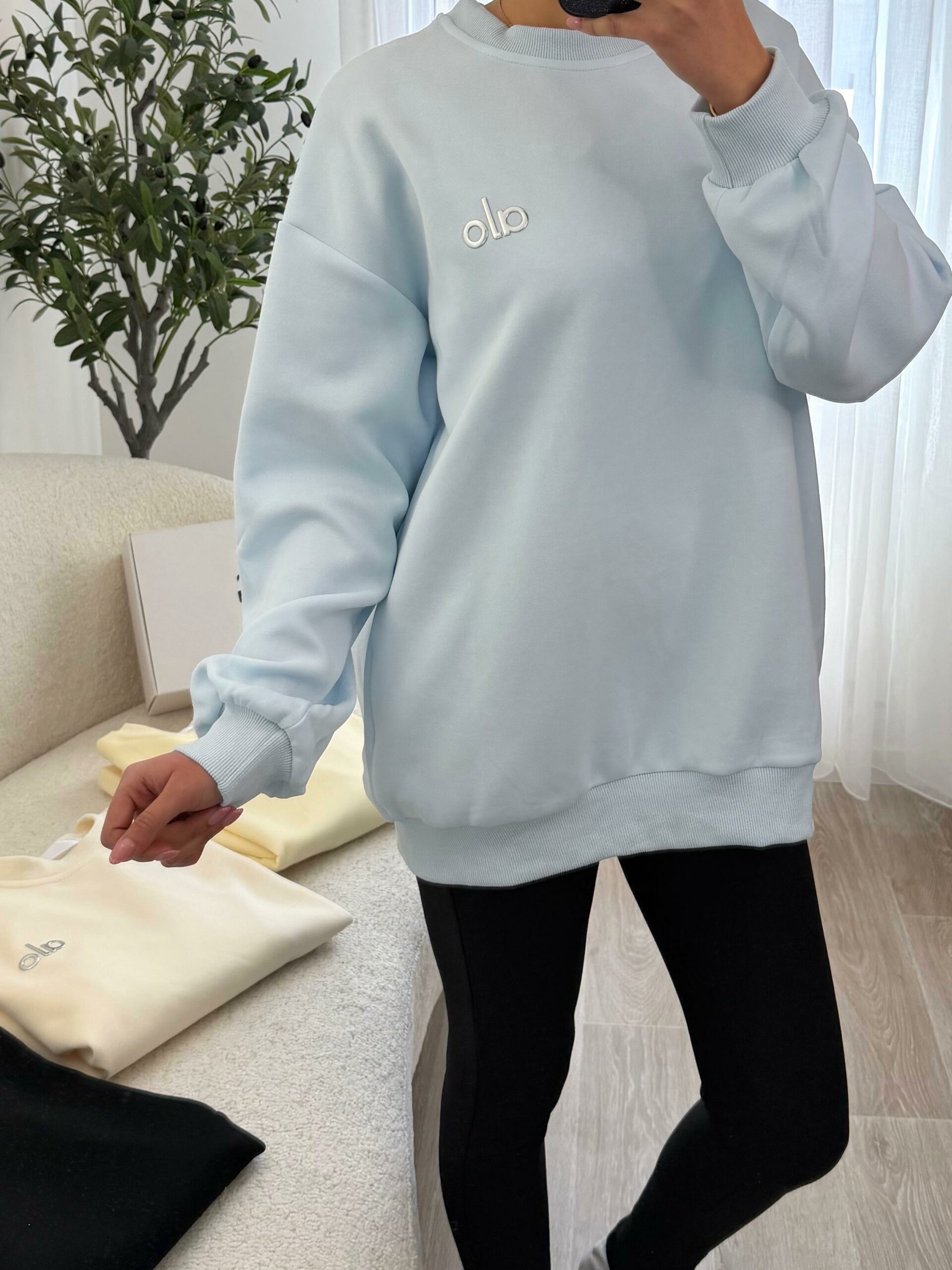 Pull Sporty Chic Aura – Image 4
