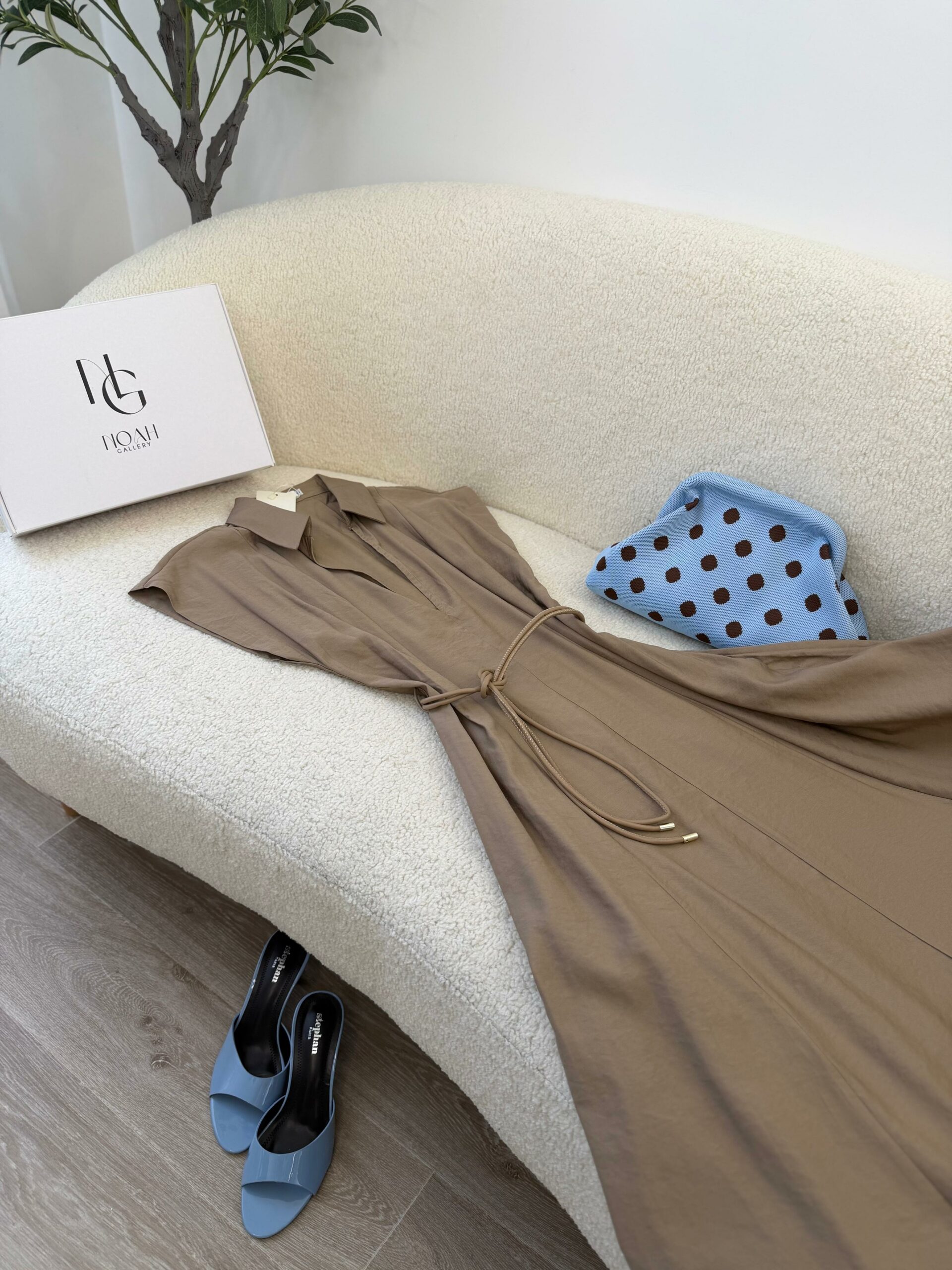 Robe Golden Beige – Image 2