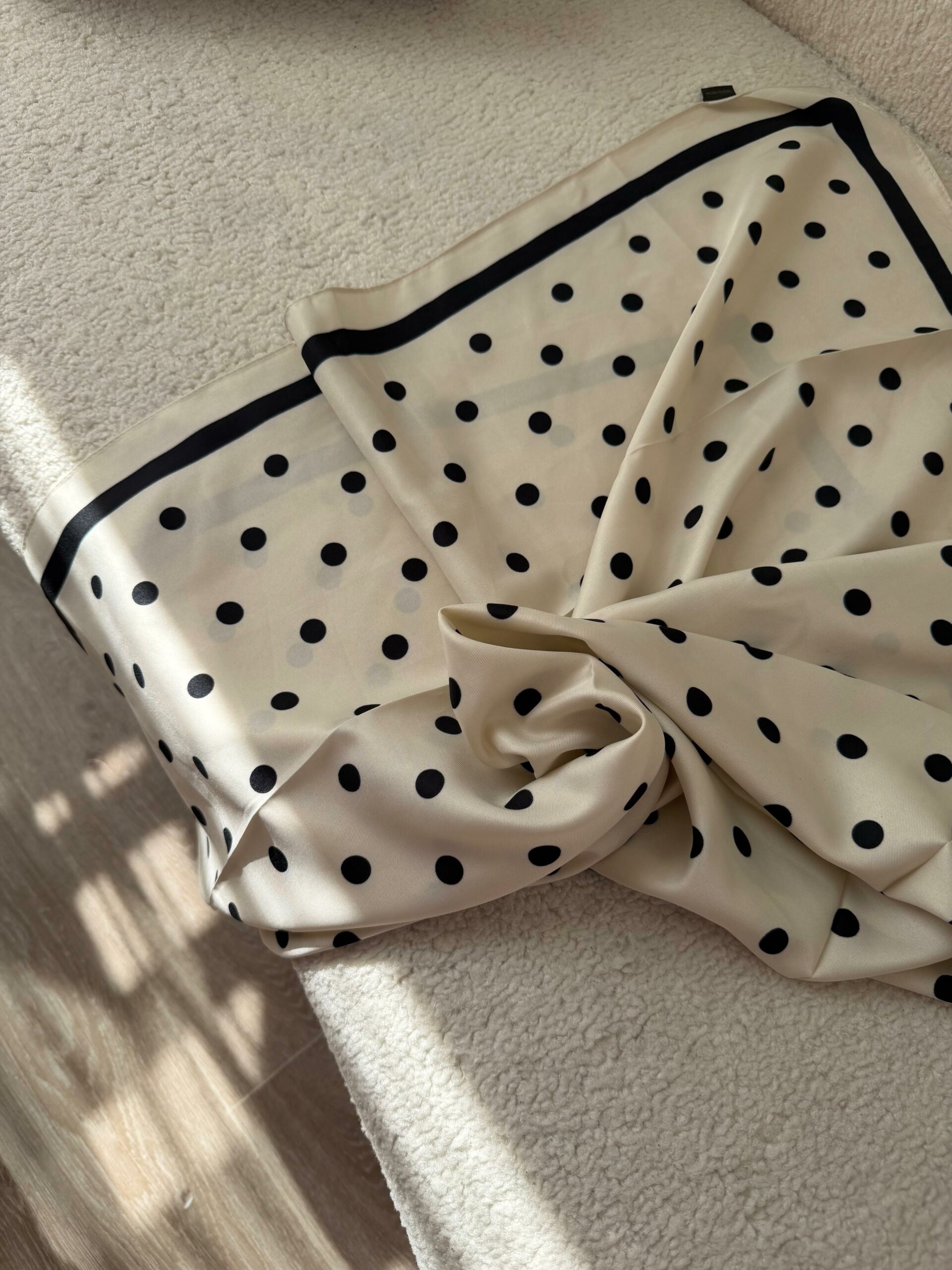 Foulard Pois Chic – Image 2