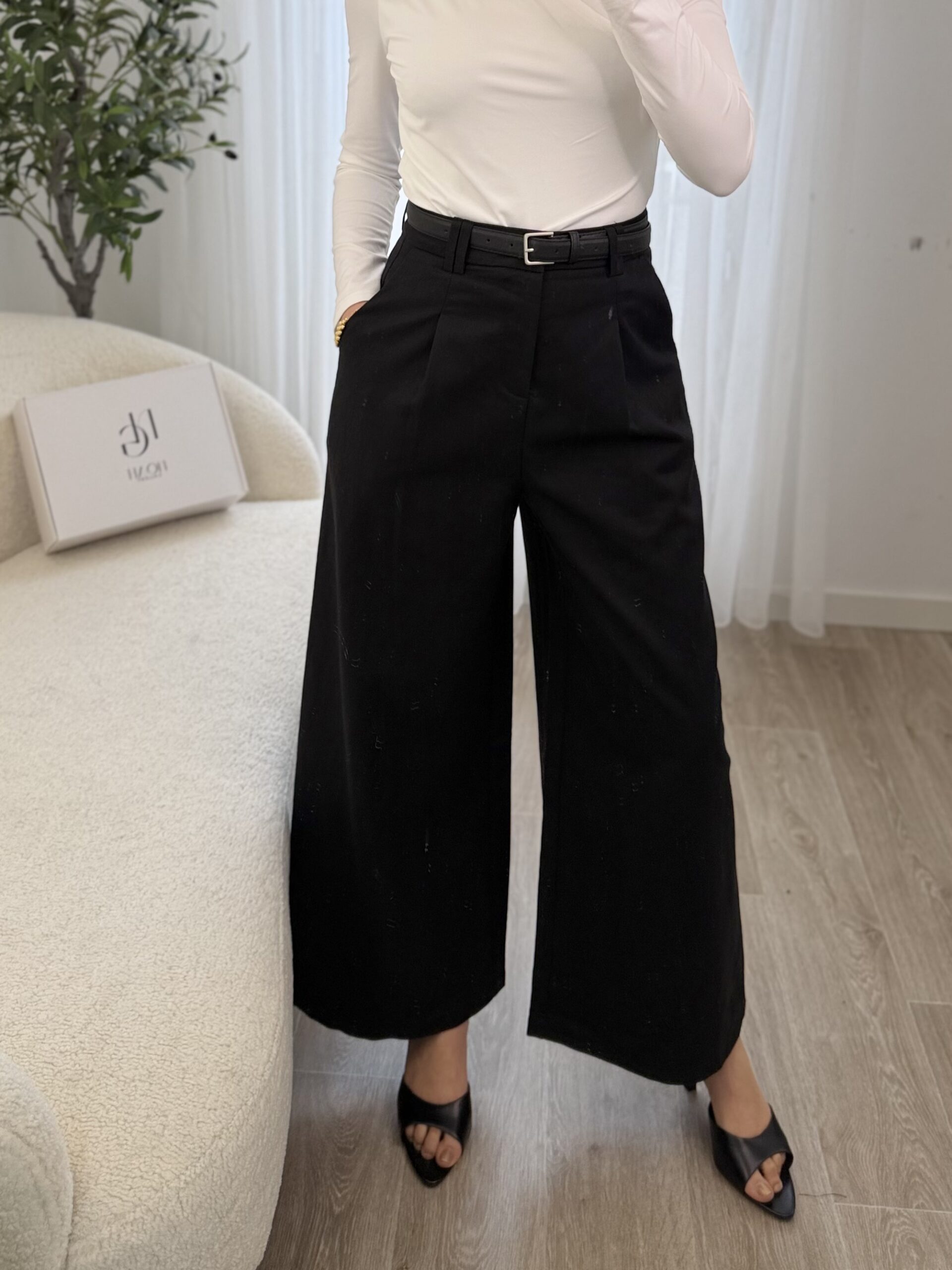 Pantalon Noir Léger – Image 4