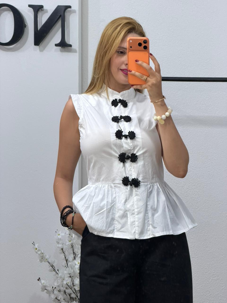 Haut Élégance Contrastée – Image 14
