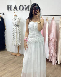 Robe Blanche Fleur Élégance - Noah